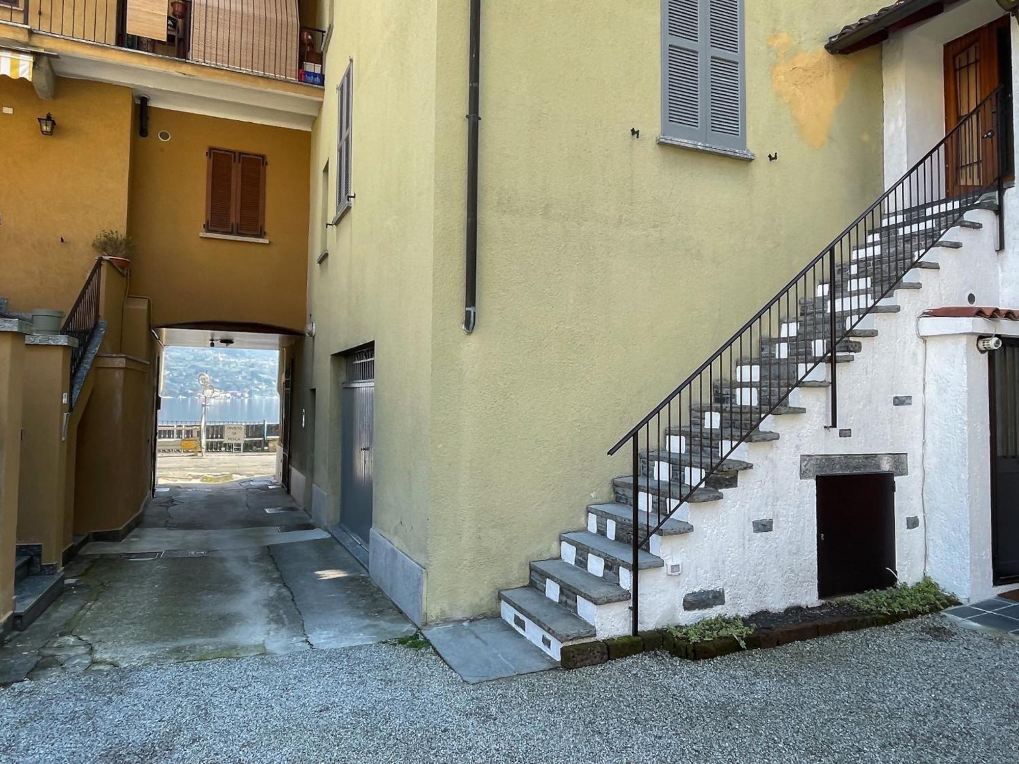 La Corte Dei Torri Loft On The Lake Oliveto Lario Екстериор снимка