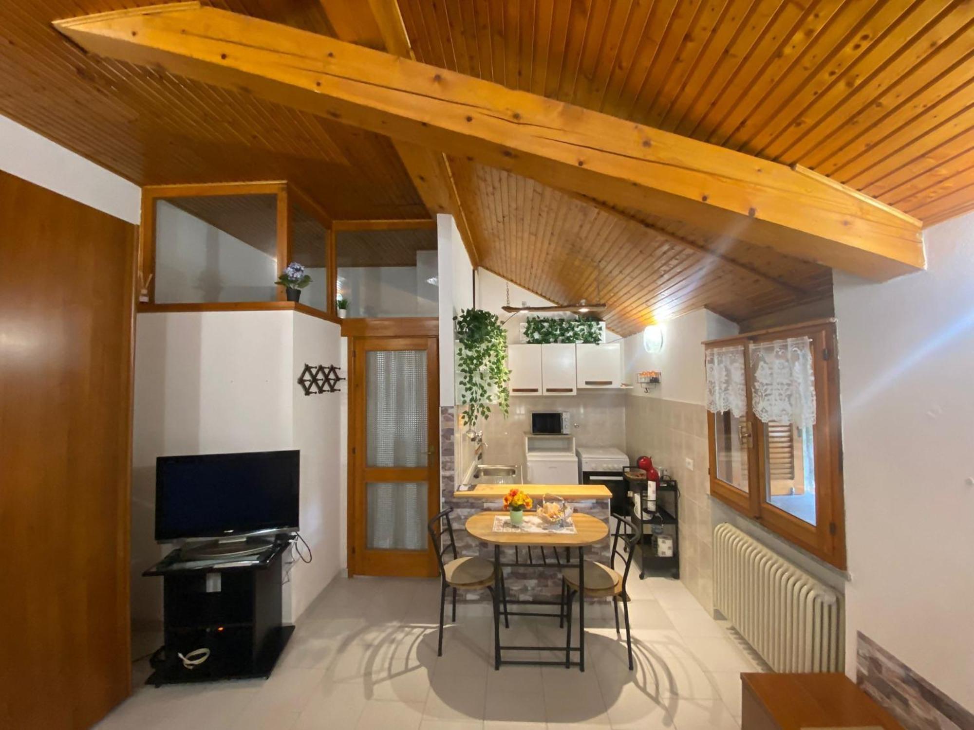 La Corte Dei Torri Loft On The Lake Oliveto Lario Екстериор снимка